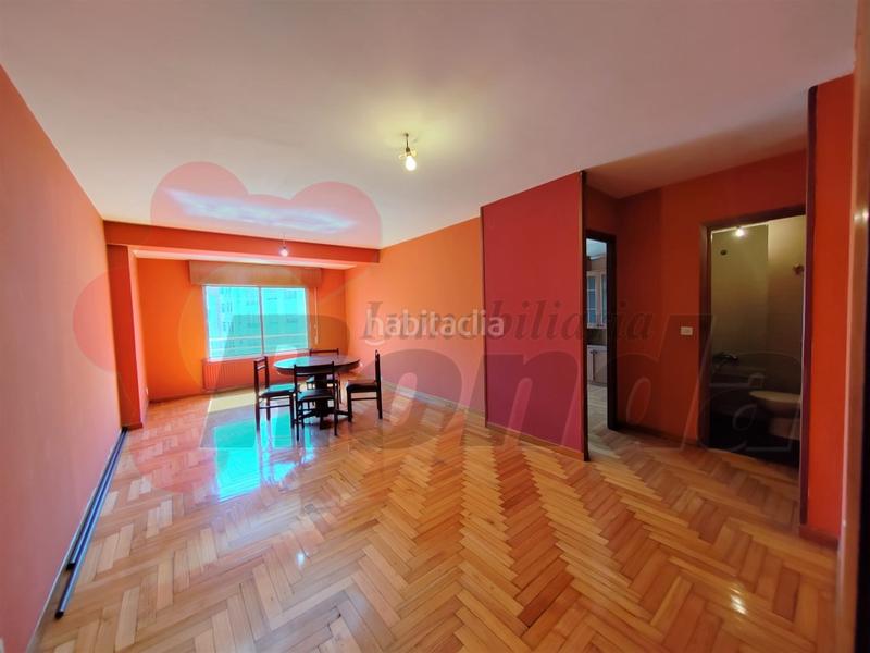 Foto c99130e2-4f04-4901-84f8-c55567520735. Appartamento con riscaldamento parcheggio in A Piriganlla - Albeiros - Garabolos Lugo