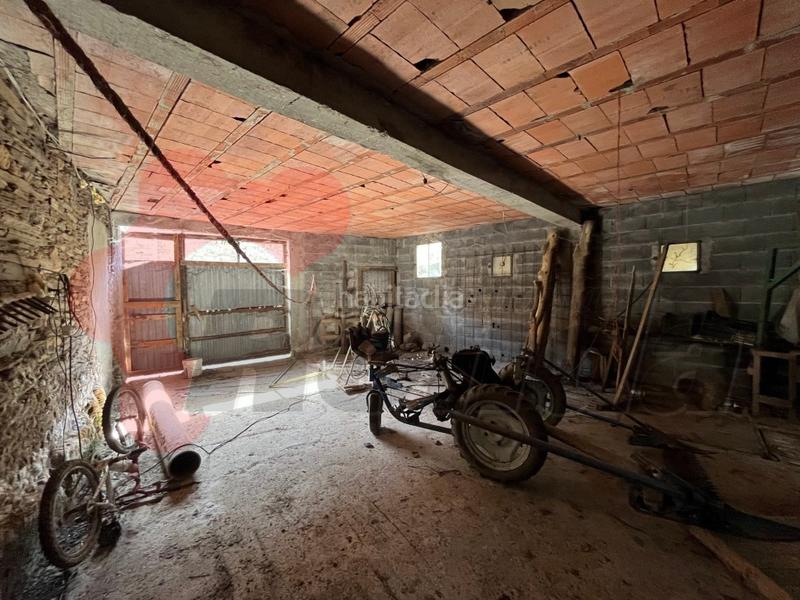 Foto 36cdd220-7b32-46ef-9ff8-37ee09581162. Maison avec parking dans Guntín