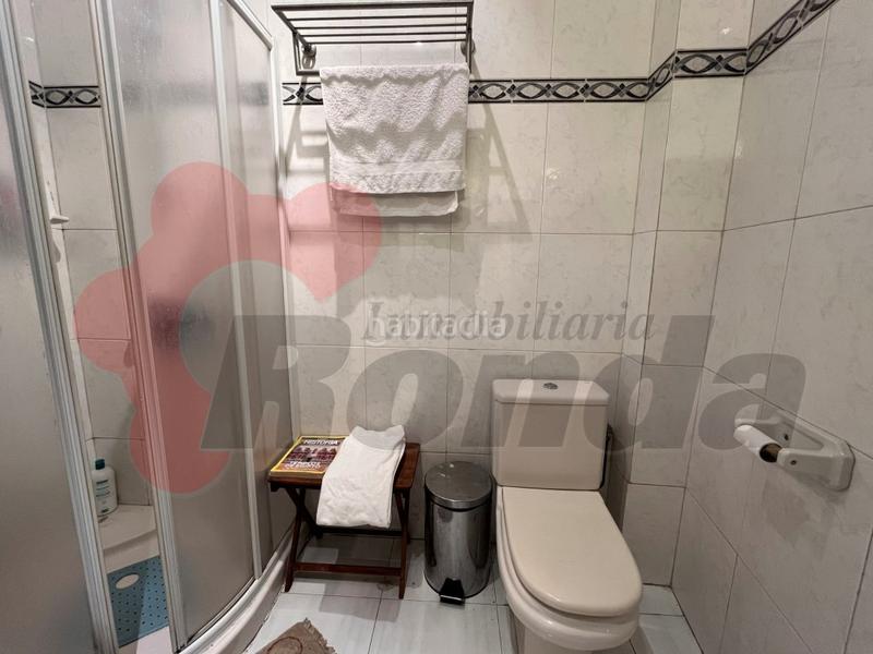 Foto bc929594-5b01-4273-8280-d7009cd1a35b. Piso en venta piso en centro en Centro - Recinto Amurallado Lugo