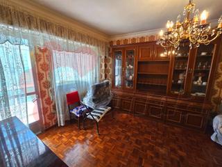 Pis  N/a. Piso en rúa montirón
