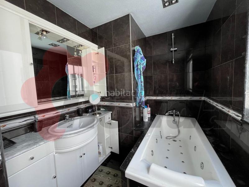 Foto 15676c25-a2e4-4e7d-a949-09a4fc46c30e. Duplex con riscaldamento parcheggio piscina in Recatelo - O Carme Lugo