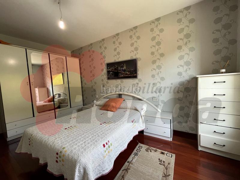 Foto ae0ec9bb-8235-41d7-a904-597fb00a7a0c. Duplex con riscaldamento parcheggio piscina in Recatelo - O Carme Lugo