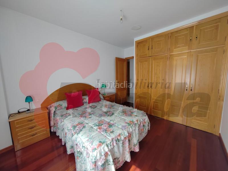 Foto 7fd9af1c-7c27-4b2a-9fb3-9d6fcb061635. Lloguer apartament amb aparcament a Residencia - Abella Lugo