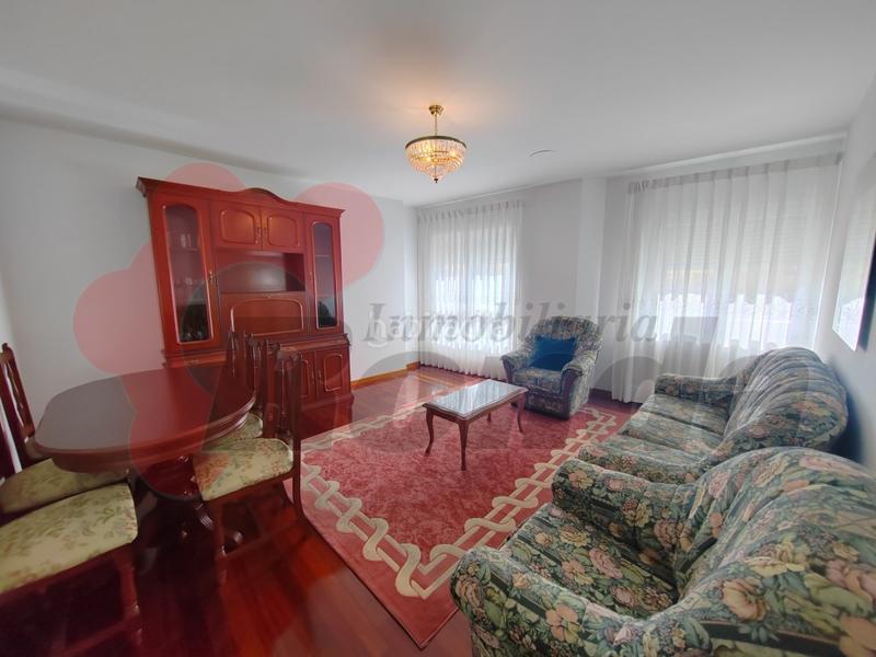 Foto 80991fde-1e9f-484a-b4d7-f2b7a73b50de. Lloguer apartament amb aparcament a Residencia - Abella Lugo