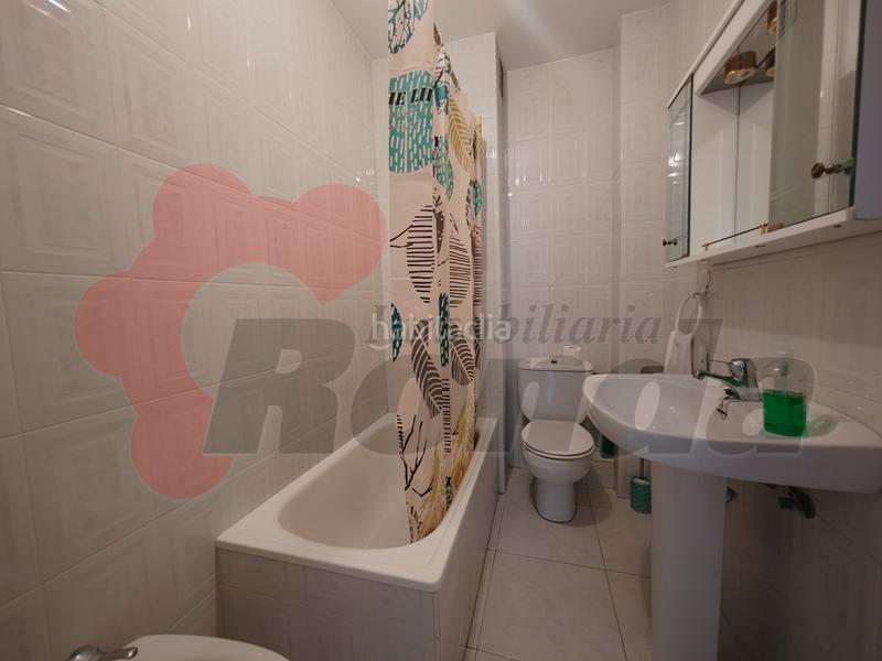 Foto e3896f9b-cf3d-44f7-9fb4-a5b68ae9a74a. Lloguer apartament amb aparcament a Residencia - Abella Lugo