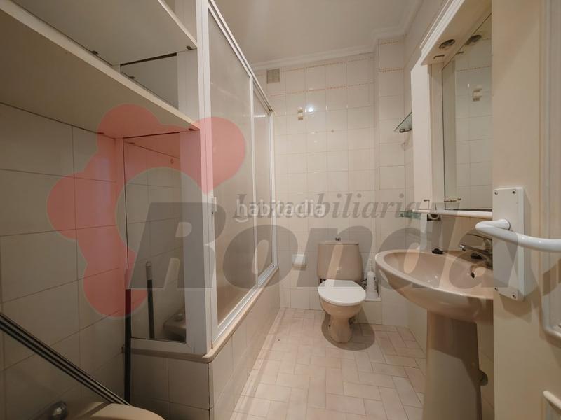 Foto a5595778-303c-48f5-83cc-5eefa9f2ae02. Lloguer estudi amb aparcament a Residencia - Abella Lugo