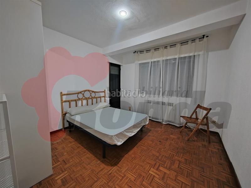 Foto 40dc802e-2034-4c5c-b81b-c14edc49289b. Miete studiowohnung mit parking in Residencia - Abella Lugo