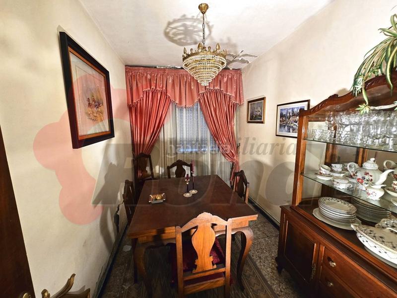 Foto d9bf6f15-bb44-43eb-bc21-8bb2eeaa8144. Casa adossada a Fingoi Lugo