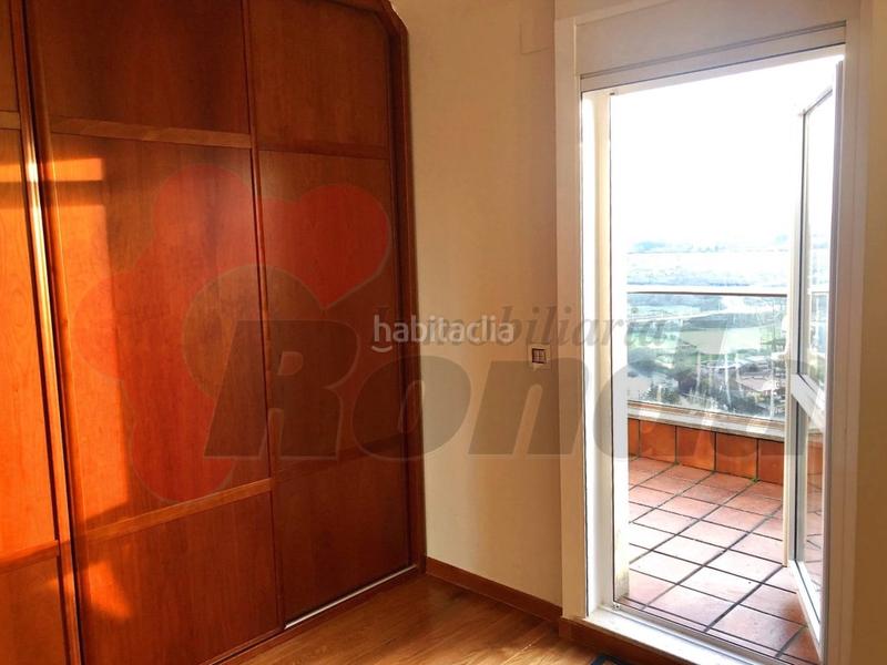 Foto 540108ff-4cd3-406f-95d8-2211a0eac2f4. Dúplex amb aparcament a Recatelo - O Carme Lugo