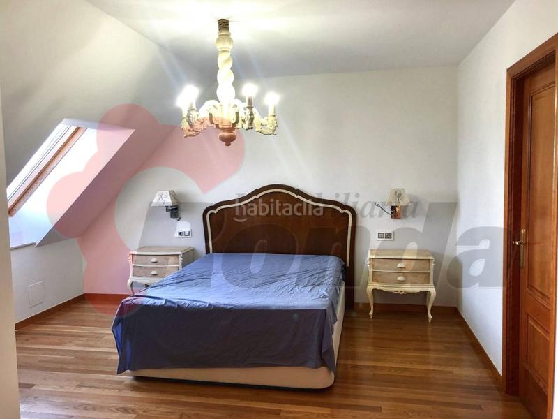 Foto 5dcc1353-6be1-4572-91cb-7aca0b641dc0. Dúplex amb aparcament a Recatelo - O Carme Lugo