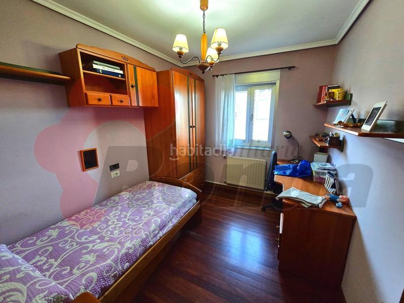 Foto 5b1688eb-e9cf-4ef8-afab-b46f1f84b4e5. Appartamento con parcheggio in A Piriganlla - Albeiros - Garabolos Lugo