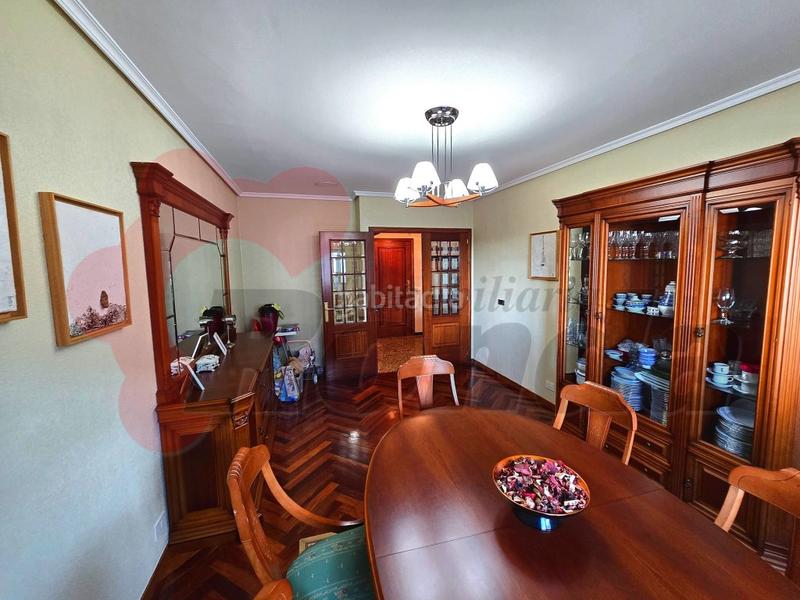 Foto 70e92fb7-58a3-4bd5-a81f-215d7509bc70. Appartamento con parcheggio in A Piriganlla - Albeiros - Garabolos Lugo