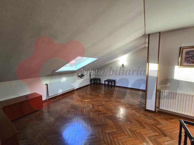 Foto b8b16564-e153-44d5-a2b3-5bba20c8dd69. Appartamento con parcheggio in A Piriganlla - Albeiros - Garabolos Lugo