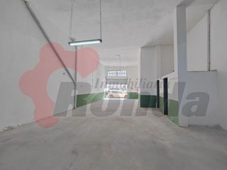 Miete Geschäftsraum in A Piriganlla - Albeiros - Garabolos. Bajo comercial de 110 m con excelente ubicación y servicios