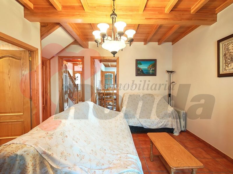 Foto 9f5d3544-0160-42fb-8fcc-b3669d95a957. Casa a Mondoñedo