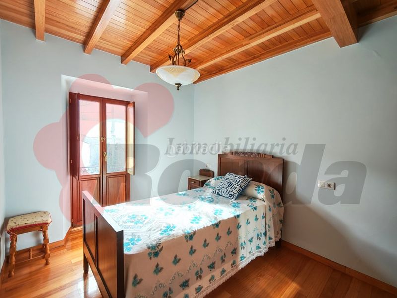 Foto bec131fc-f761-4b88-b7b9-4371e828109e. Casa a Mondoñedo