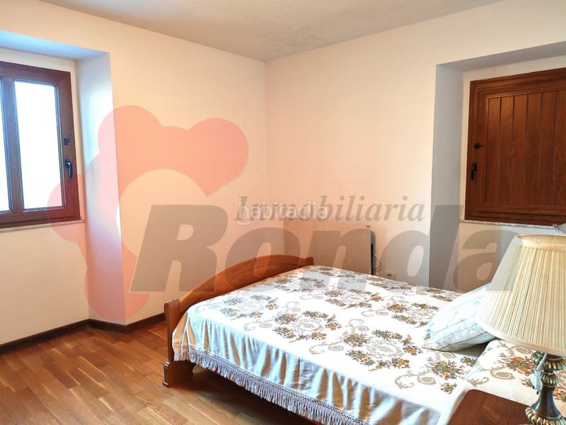Foto 4204f535-fbac-434d-873c-cc0a5490c68c. Casa amb aparcament a Corgo (O)