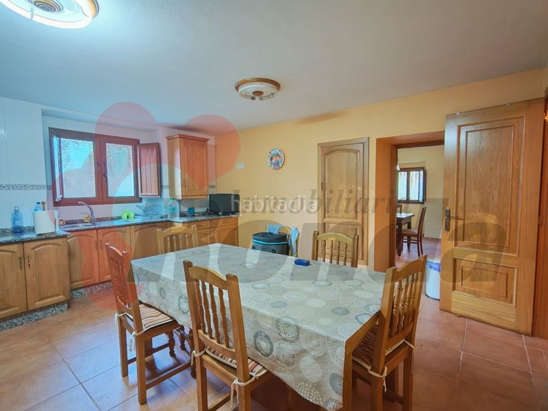 Foto 6fd8e89a-7720-4c9b-bb5d-de476382b1d6. Casa amb aparcament a Corgo (O)