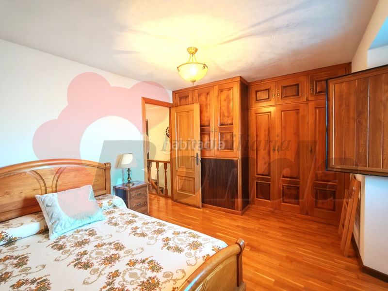 Foto c8daf5b1-9c0f-42ad-b90f-27a3a0ecabaf. Casa amb aparcament a Corgo (O)