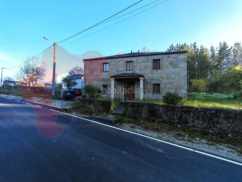 Foto d26ba24d-6057-4b59-9e43-6f44ec044be8. Casa amb aparcament a Corgo (O)