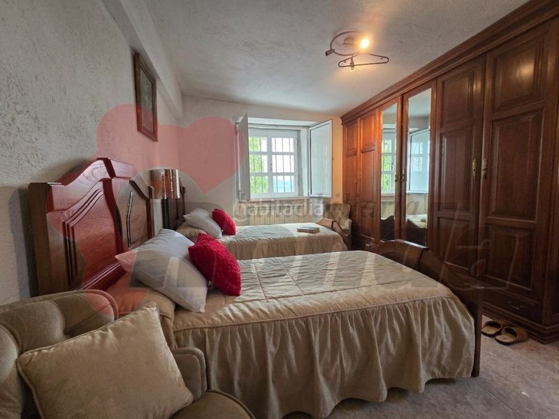 Foto b4f54d5e-29e9-4e90-b815-ad49f03f2100. Casa a Baralla