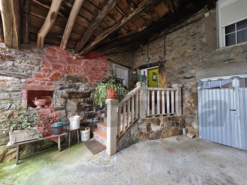 Foto f219cd5f-02a1-4004-8bdb-580795d49a3f. Casa a Baralla