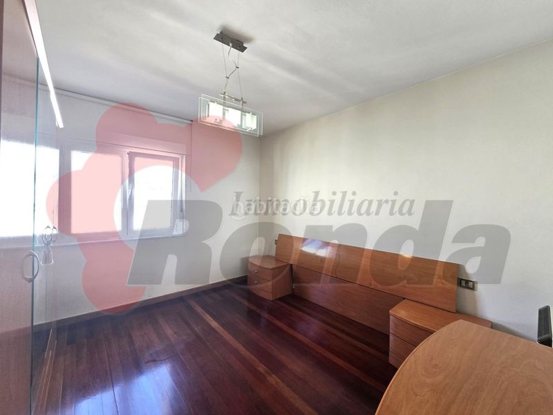 Foto ec2a79e8-abd2-4a04-816f-8d79cd6afe21. Apartament amb aparcament a Sagrado Corazón - As Gándaras Lugo