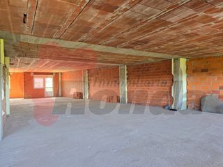 Édifice à Rábade. Edificio en construcción en rabade