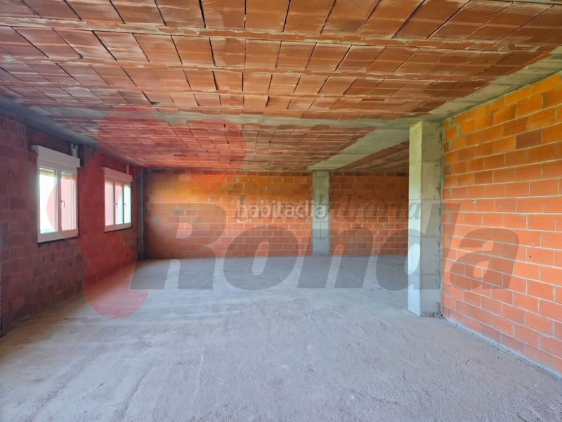 Foto a9b884ac-7946-4c77-8c8e-142b51c54cc8. Edifici a Rábade