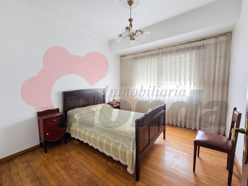 Foto 619b4ae1-8d16-429c-a63d-b05fa8184019. Casa excelente oportunidad edificio en venta en rabade en Rábade