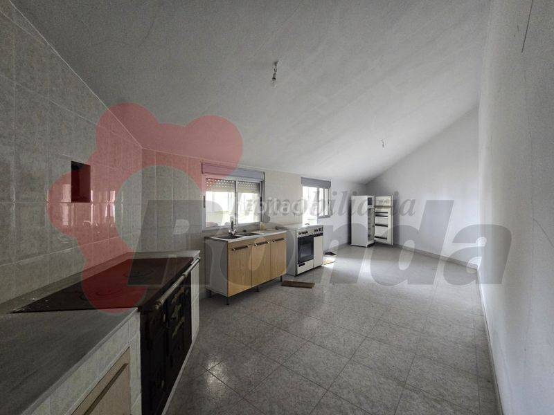 Foto cdf813bf-6bd6-407f-861f-30a80be599b5. Casa excelente oportunidad edificio en venta en rabade en Rábade