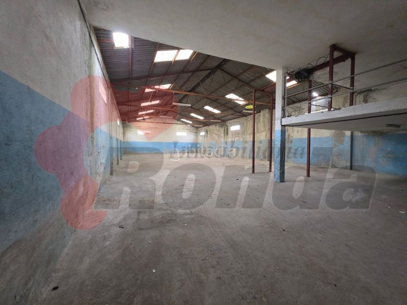 Foto b922854a-9ac1-4a43-a4d4-80571c53abbe. Nau industrial a Rábade