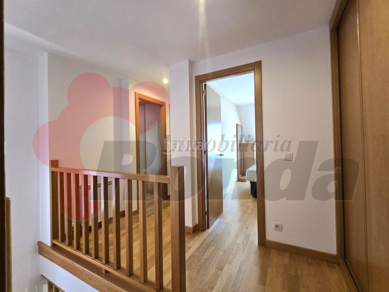 Foto df91e98c-1ced-46f6-9790-676439fbe3fb. Dúplex amb aparcament a Sagrado Corazón - As Gándaras Lugo