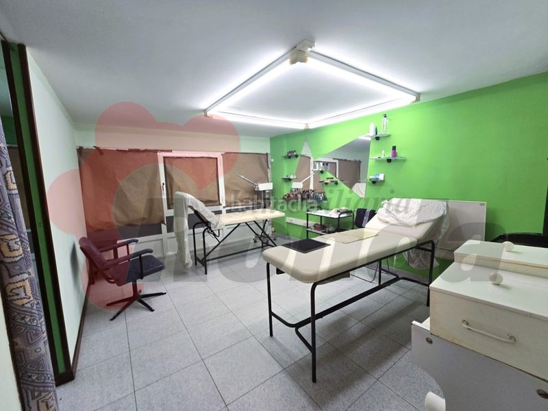 Foto 00f9fb80-2b27-4bf7-822a-0d6558ae6a63. Local comercial a A Milagrosa Lugo