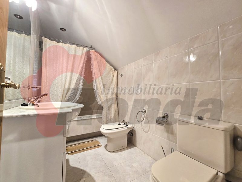 Foto 1dd56cb9-a5eb-4d92-bcf6-4fed1c299792. Casa con parcheggio in Corgo (O)