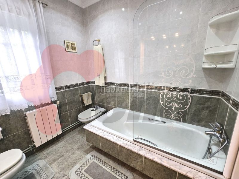 Foto 90af7469-6277-493c-93e7-69b4ab17b037. Casa con parcheggio in Corgo (O)