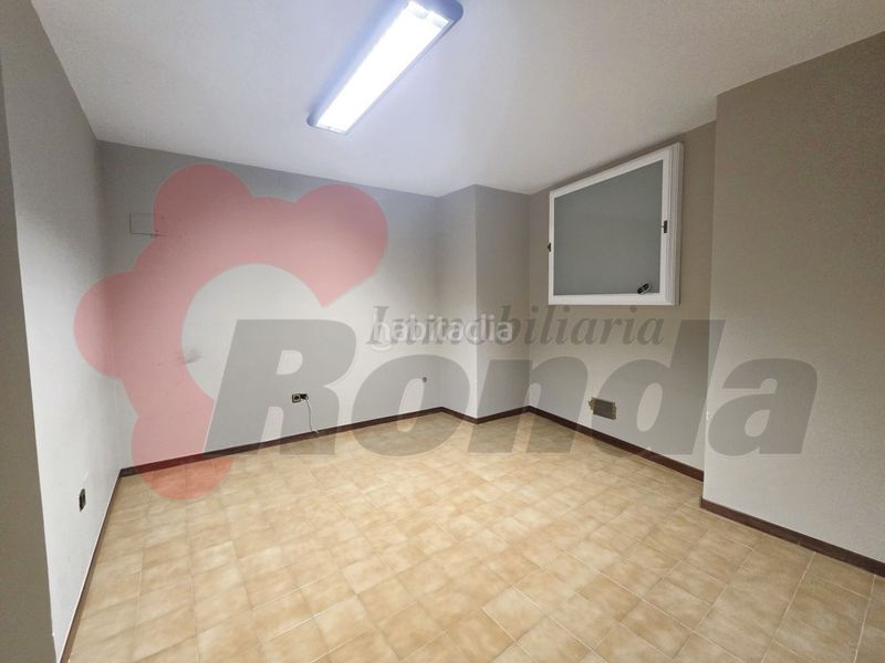 Foto 11ba21b4-a414-4725-9c83-dffbd7af0d27. Rent office space in Centro - Recinto Amurallado Lugo
