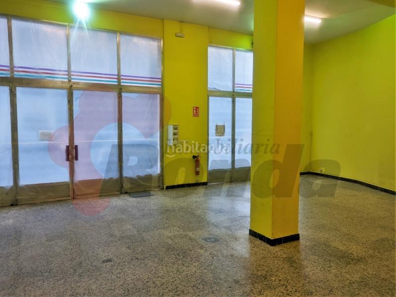 Foto 9d23d842-91d5-4b22-acb7-9ba88acdf3a2. Alquiler local comercial  en rúa castelao en Lugo