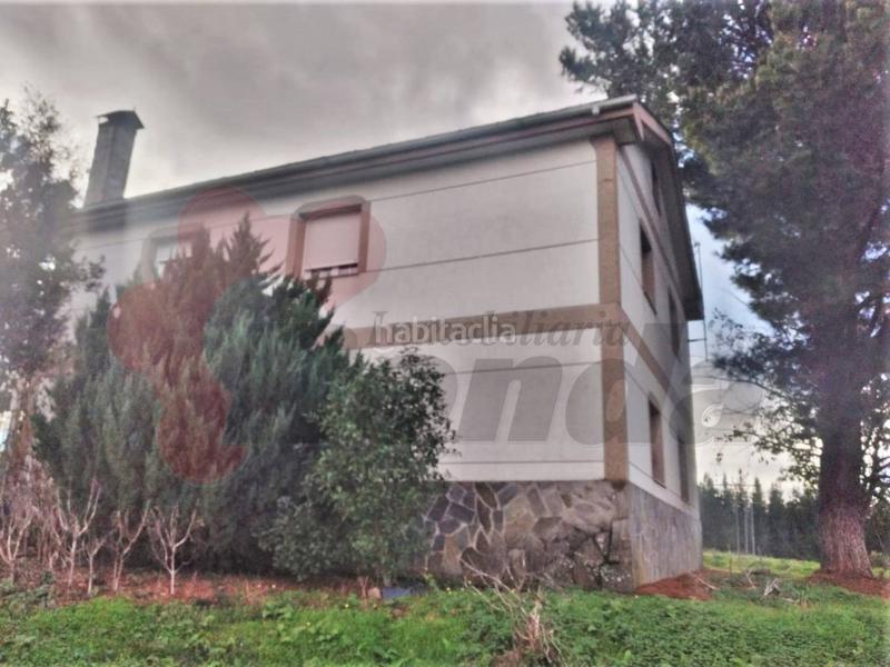 Foto 850df36d-dd42-4c42-9307-3ffac534f8c7. Maison avec parking dans Cervantes