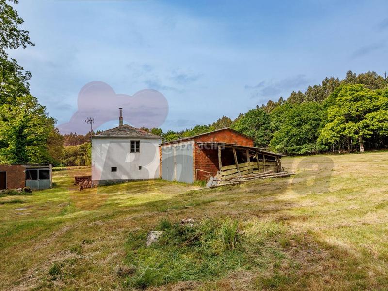 Foto 3fcdddfa-8f5b-40fb-bbed-ac202504efd3. Casa con parcheggio in Outeiro de Rei