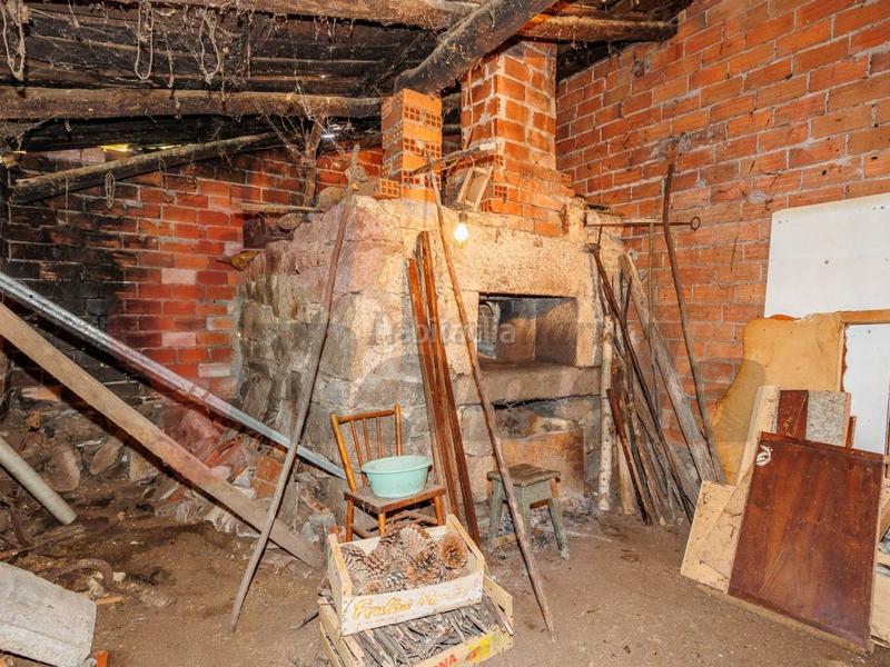 Foto b2fd6563-3f0c-46cc-af60-12a077de26f1. Casa con parcheggio in Outeiro de Rei