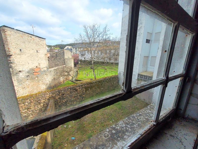 Foto e1bf02c1-a7de-4f97-a473-893a677aa165. Casa amb xemeneia a Viveiro