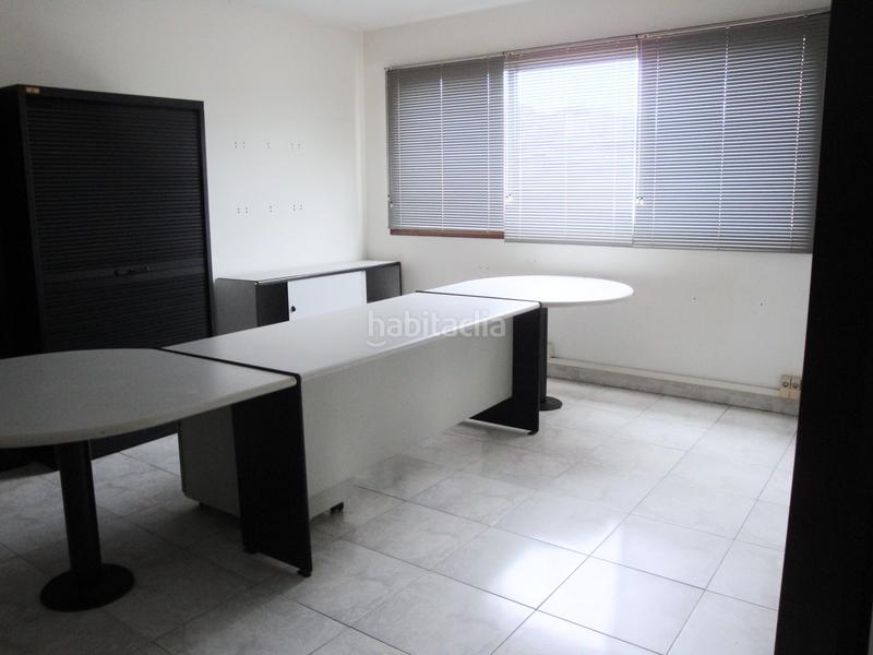 Foto 2f98eb7c-9dad-429c-9c57-01cc3987bc47. Lloguer oficina a Vioño Coruña (A)