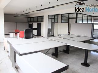 Lloguer Oficina  Rua gutenberg. Amplía oficina en centro del polígono de a grela, 180 m2 útiles,
