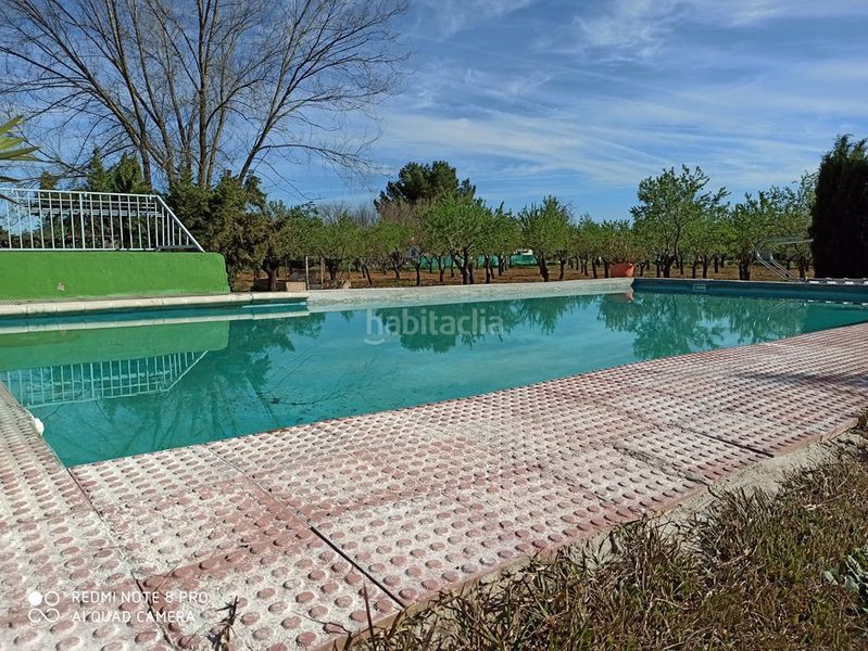 Foto b55e155c-538f-4c49-82ec-8ea27dc93245. Masia amb aparcament a Miguelturra