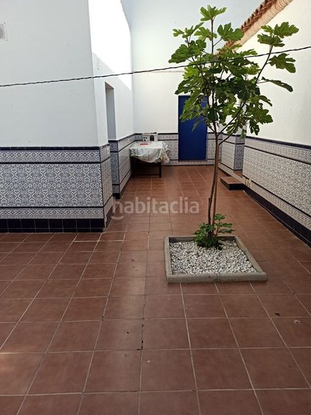 Foto 1e3a8e96-a3ad-4e8e-87a2-8553b91bccee. Xalet amb calefacció aparcament piscina a La Poblachuela Ciudad Real