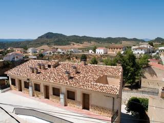 Chalet en Elche de la Sierra. Casas rurales en el corazón de la sierra del segura. se vende to