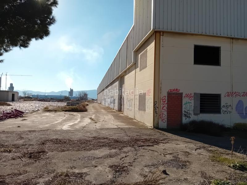 Foto b1620024-923b-4a2e-bb4b-337beabbe8dc. Nau industrial a El Poblado - Abulagar Puertollano