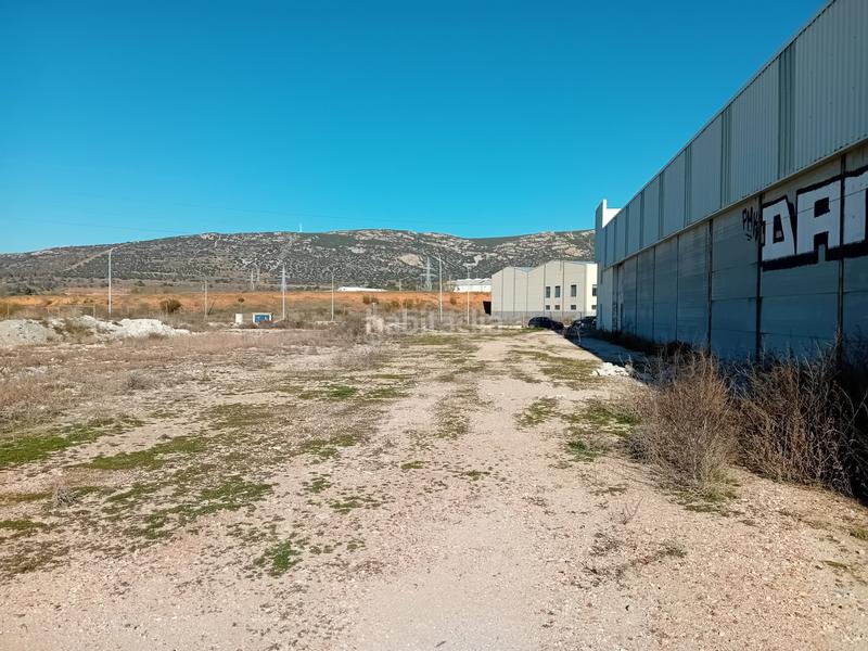 Foto b429b49a-3520-4bcd-b180-3c749a4c3180. Nau industrial a El Poblado - Abulagar Puertollano
