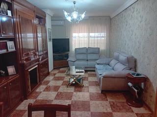 Casa en Larache. Casa 5 dormitorios ciudad real.excelente ubicacin, menos de 5 m